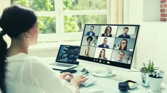 Zniesienie terminu rozprawy – co oznacza i jak wpływa na proces?