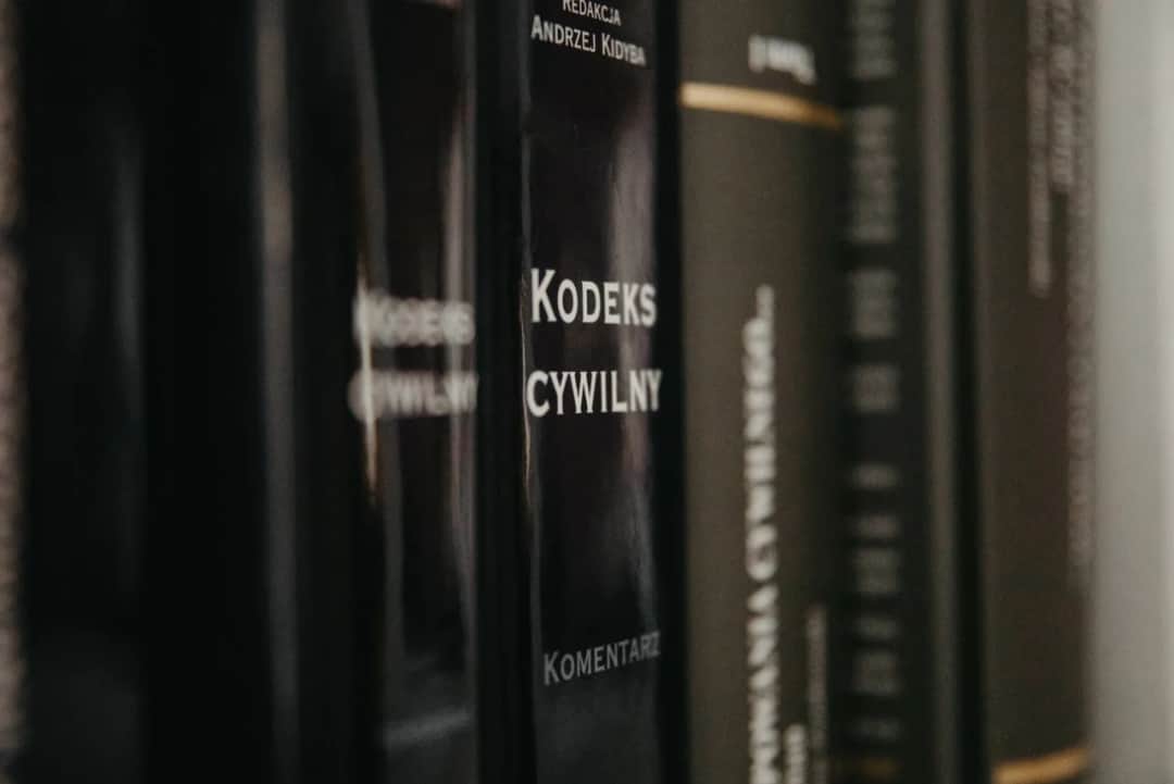 Sprawy spadkowe: adwokat czy radca prawny – co wybrać dla siebie?