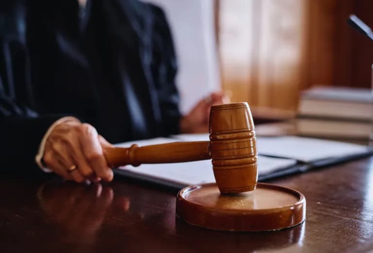 Sąd pracy: jak wygląda rozprawa i co musisz o niej wiedzieć