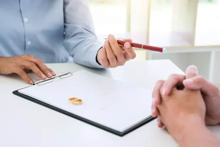 Jak napisać pozew o separację - uniknij błędów i zyskaj spokój